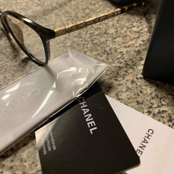 Chanel Sunglasses - Picture 3 of 8